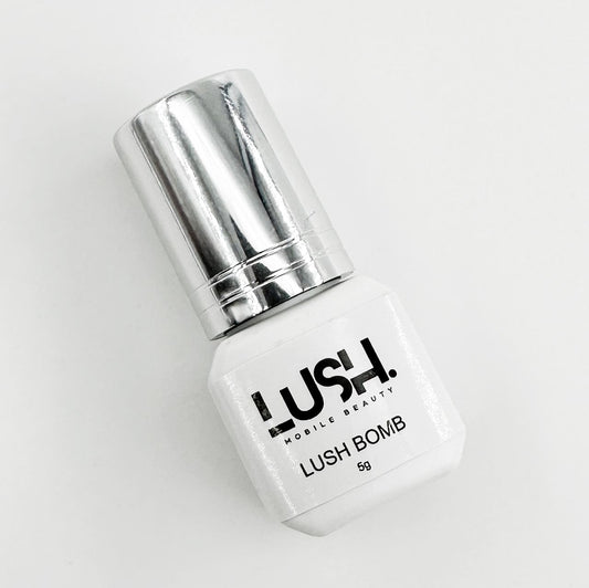 Lush. Bomb Lash Adhesive